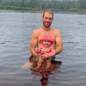 Meet your Posher, Cedric